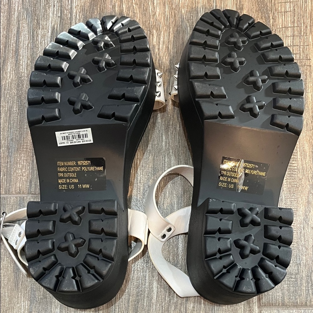 Torrid Black and White Studded Platform Chunky Heel Sandals | Size 11 WW Wide - Picture 4 of 15